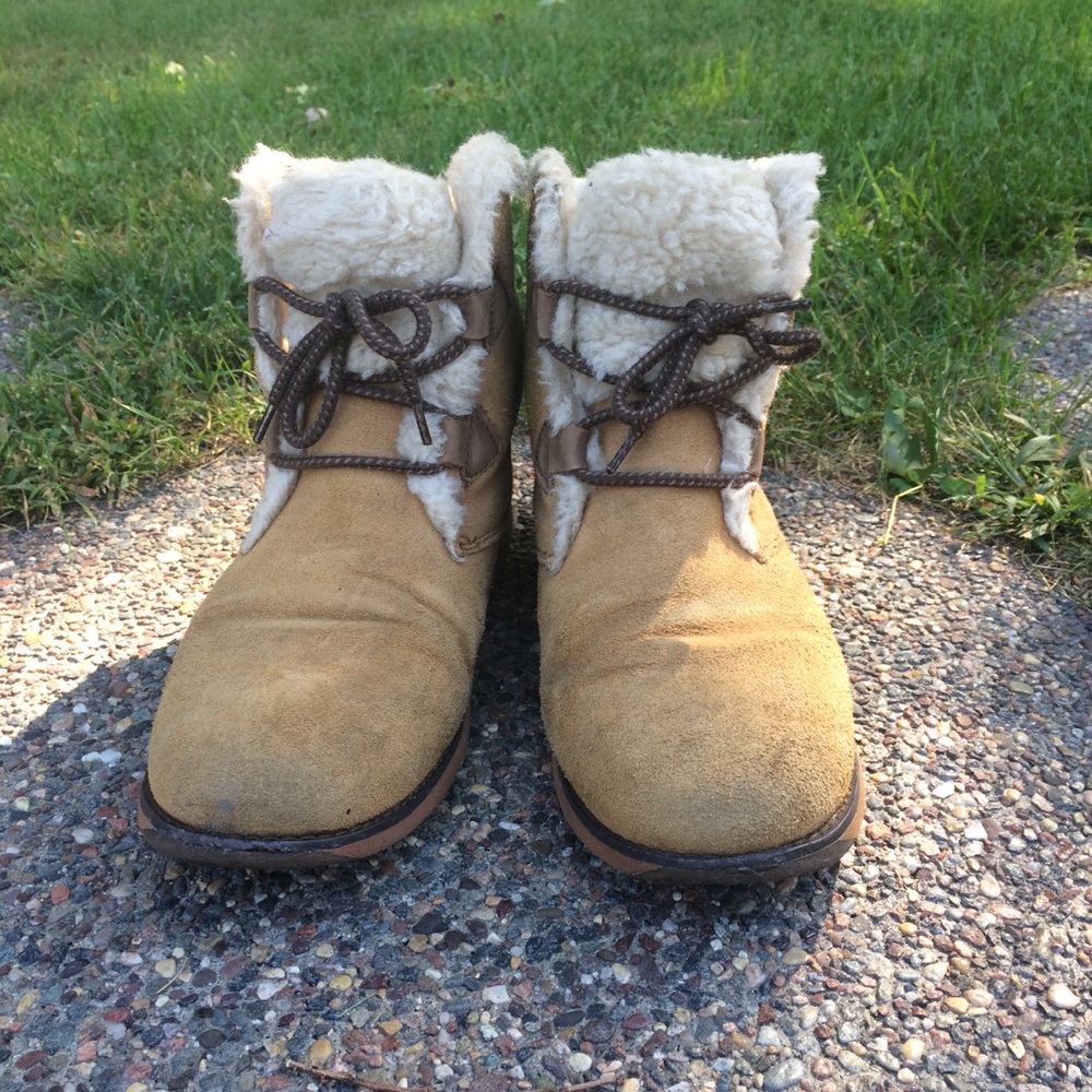 Emu boots